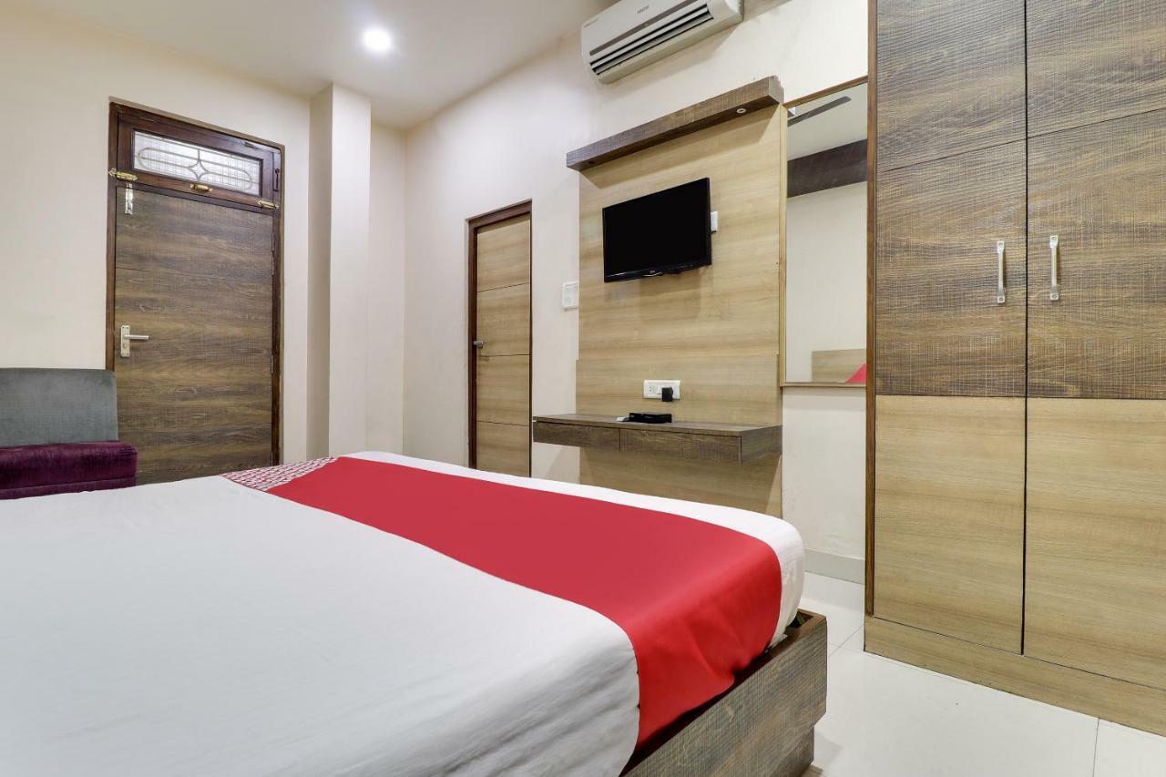 Oyo 43936 Hotel Rajputana Palace Farrukhabad Eksteriør billede